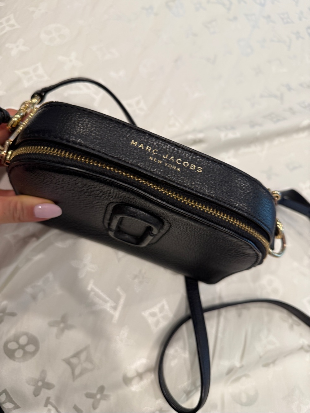 Marc Jacobs Black Pebbled Leather Crossbody with Double J Logo - Picture 2 of 2